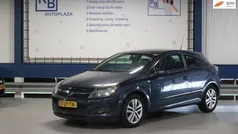 Opel Astra GTC