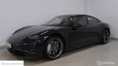 Gebruikt 2022 Porsche Taycan 4S Performance Package Sedan | € 57.950 (Eerlijke prijs)
