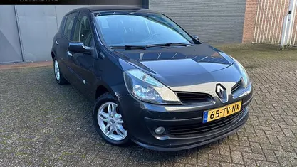 Occasion 2007 Renault Clio R.S. Exception Hatchback | € 2.295 (Eerlijke prijs)