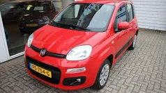 Rood Gebruikt 2017 Fiat Panda Lounge Hatchback | € 6.950 (Goede deal)