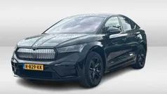 Zwart Gebruikt 2022 Skoda Enyaq iV RS SUV | € 37.950 (Eerlijke prijs)