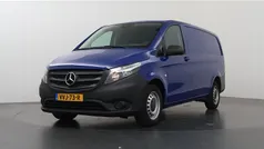 Blauw Gebruikt 2018 Mercedes Vito MPV | € 19.650 (Eerlijke prijs)