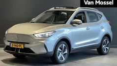 Grijs Gebruikt 2023 MG ZS Luxury Sedan | € 27.995 (Eerlijke prijs)