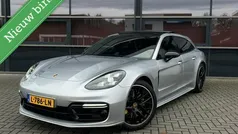 Gebruikt 2018 Porsche Panamera Sedan | € 60.950 (Eerlijke prijs)