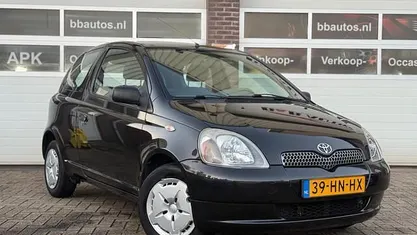 Gebruikt 2001 Toyota Yaris Luna Hatchback | € 1.450 (Eerlijke prijs)
