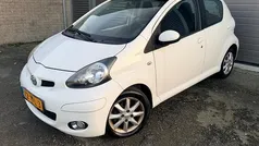 Gebruikt 2010 Toyota Aygo Comfort Hatchback | € 1.450 (Eerlijke prijs)