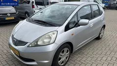 Grijs, metallic lak Gebruikt 2009 Honda Jazz Trend Hatchback | € 5.935 (Eerlijke prijs)
