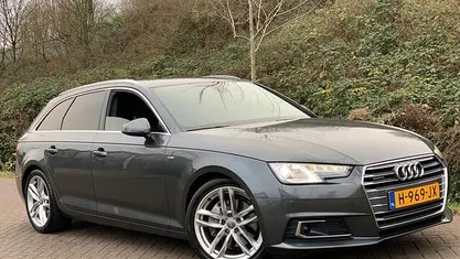 Grijs Gebruikt 2017 Audi A4 S-Line Stationwagen | € 17.990 (Eerlijke prijs)