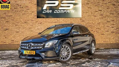 Zwart Occasion 2019 Mercedes GLA250 AMG line SUV | € 28.950 (Eerlijke prijs)