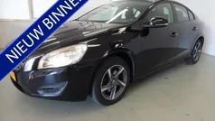 Zwart Gebruikt 2012 Volvo S60 Kinetic Sedan | € 8.950 (Eerlijke prijs)