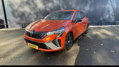 Occasion Renault Clio V Esprit Alpine 143 PK (105 kW) 2025 Hatchback