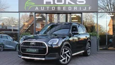 Zwart Gebruikt 2024 Mini Countryman Favoured SUV | € 44.950 (Eerlijke prijs)