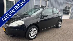 Zwart Gebruikt 2009 Fiat Grande Punto Active Hatchback | € 2.499 (Eerlijke prijs)