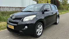 Zwart Gebruikt 2009 Toyota Urban Cruiser SUV | € 5.999 (Eerlijke prijs)