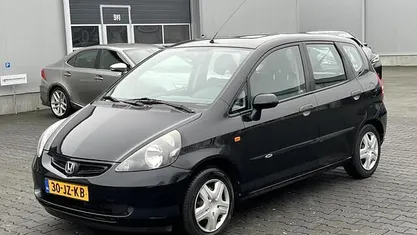 Occasion Honda Jazz LS 83 PK (61 kW) 2002 Zwart Hatchback