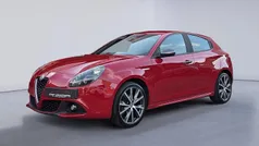 Rood Gebruikt 2017 Alfa Romeo Giulietta Super Hatchback | € 16.645 (Eerlijke prijs)