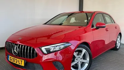 Occasion Mercedes A160 Business 109 PK (80 kW) 2019 Rood Hatchback