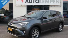 Gebruikt 2017 Toyota RAV4 SUV | € 18.900 (Eerlijke prijs)