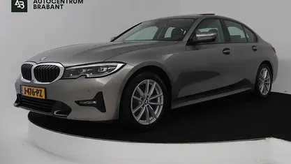 Occasion 2020 BMW 320 Executive Sedan | € 29.945 (Super prijs)