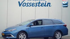 Gebruikt 2015 Toyota Auris Hybrid Stationwagen | € 16.850 (Eerlijke prijs)