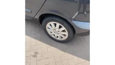 Zwart Gebruikt 2001 Renault Scénic MPV | € 975 (Eerlijke prijs)