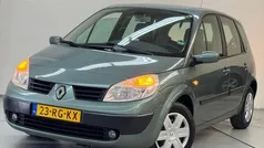 Gebruikt 2005 Renault Scénic II Expression MPV | € 1.899 (Eerlijke prijs)