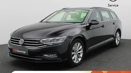 Zwart Gebruikt 2020 VW Passat Comfortline Stationwagen | € 23.900 (Eerlijke prijs)