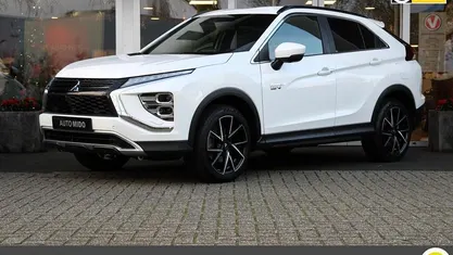 Wit Gebruikt 2022 Mitsubishi Eclipse Cross Edition SUV | € 25.845 (Eerlijke prijs)