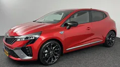 Rood Gebruikt 2025 Renault Clio V Esprit Alpine Hatchback | € 27.695 (Eerlijke prijs)