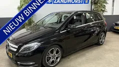 Zwart Gebruikt 2013 Mercedes B180 Ambition MPV | € 9.995 (Eerlijke prijs)