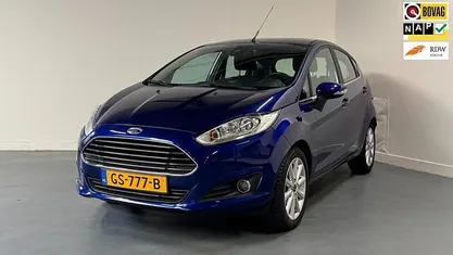 Blauw Gebruikt 2015 Ford Fiesta Titanium Hatchback | € 8.395 (Eerlijke prijs)