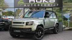 Groen Gebruikt 2024 Land Rover Defender Black Edition SUV | € 92.650 (Eerlijke prijs)