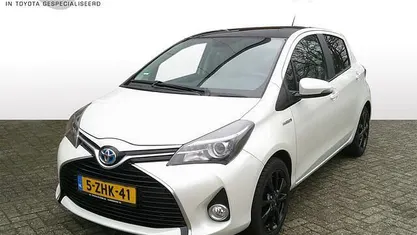 Occasion 2015 Toyota Yaris Hatchback | € 12.500 (Eerlijke prijs)