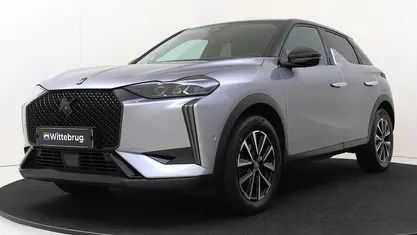 Grijs Occasion 2024 DS Automobiles DS3 Performance SUV | € 23.425 (Eerlijke prijs)