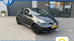 Gebruikt 2010 Toyota Aygo Hatchback | € 2.750 (Eerlijke prijs)