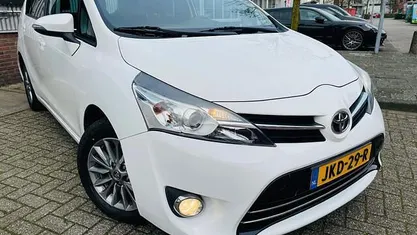 Occasion 2016 Toyota Verso MPV | € 13.250 (Super prijs)