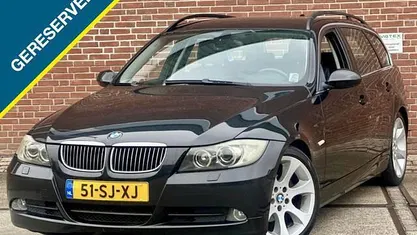 Zwart Gebruikt 2006 BMW 325 Executive Stationwagen | € 5.950 (Eerlijke prijs)