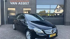 Zwart Gebruikt 2014 Mercedes B180 Edition MPV | € 7.900 (Goede deal)