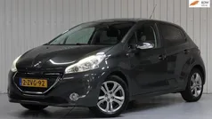 Grijs Gebruikt 2015 Peugeot 208 Style Hatchback | € 6.450 (Eerlijke prijs)
