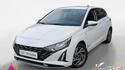 Atlas white (saw) Gebruikt 2024 Hyundai i20 Comfort Hatchback | € 22.950 (Eerlijke prijs)