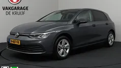 Grijs Gebruikt 2020 VW Golf VII Life Hatchback | € 19.245 (Eerlijke prijs)
