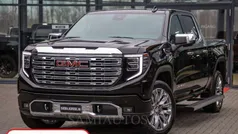 Zwart Nieuw 2024 GMC Sierra Van | € 76.950 (Goede deal)