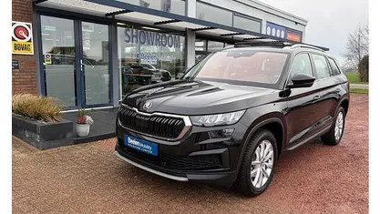 Zwart Gebruikt 2023 Skoda Kodiaq Business Line SUV | € 39.900 (Eerlijke prijs)