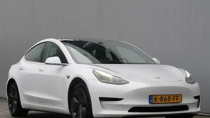 Wit Gebruikt 2020 Tesla Model 3 Standard Range Sedan | € 20.450 (Eerlijke prijs)