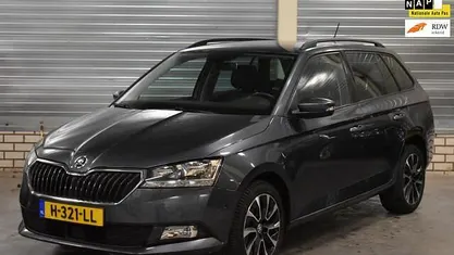 Grijs Gebruikt 2020 Skoda Fabia Business Line Stationwagen | € 10.450 (Eerlijke prijs)