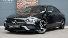 Zwart Gebruikt 2023 Mercedes CLA180 AMG line Sedan | € 38.500 (Eerlijke prijs)