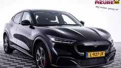 Zwart Gebruikt 2021 Ford Mustang Mach-E SUV | € 27.900 (Super prijs)