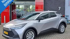 Grijs Gebruikt 2024 Toyota C-HR Active SUV | € 31.400 (Super prijs)