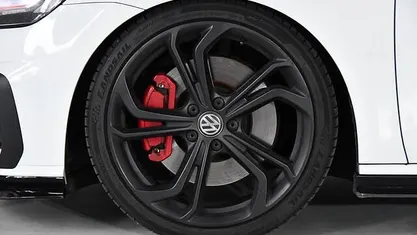 Gebruikt 2019 VW Golf VII GTI Hatchback | € 25.945 (Goede deal)