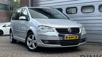 Grijs Gebruikt 2008 VW Touran MPV | € 3.750 (Eerlijke prijs)